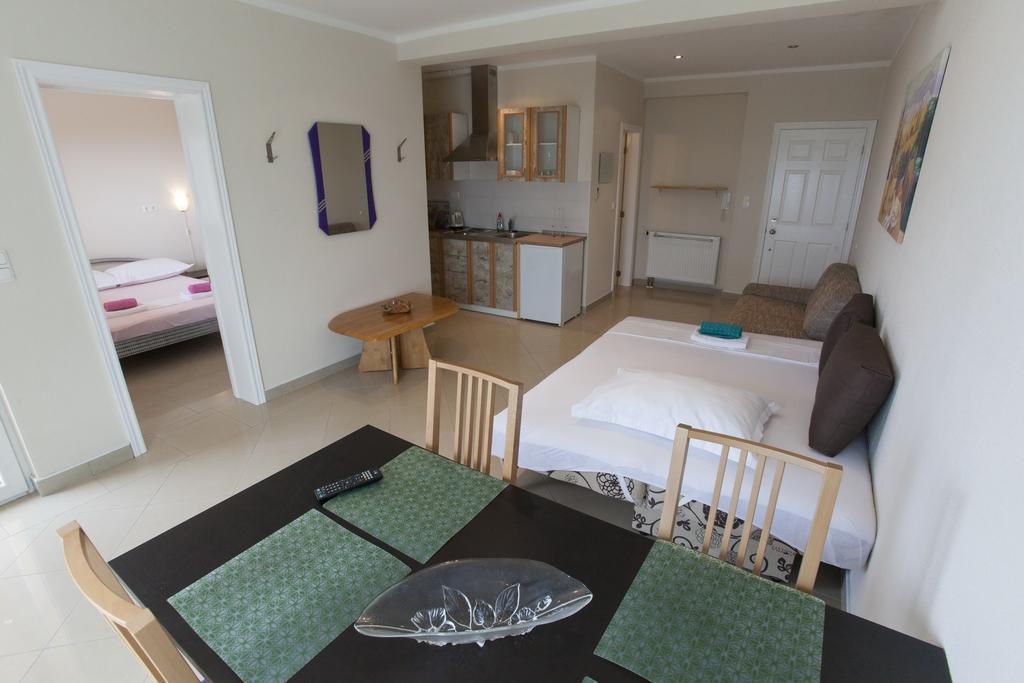 Apartments Damjanovic Makarska Ruang foto