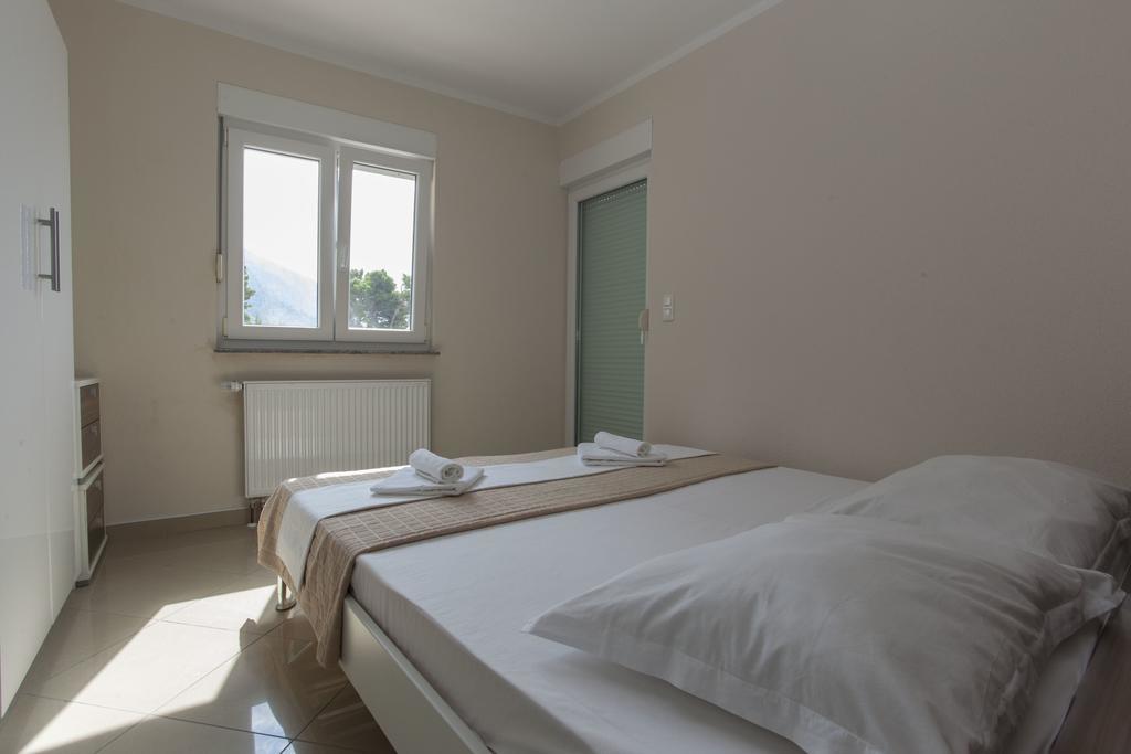 Apartments Damjanovic Makarska Bagian luar foto