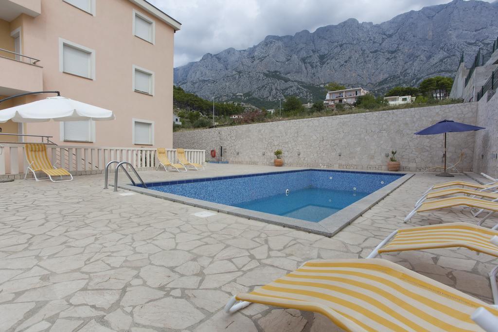 Apartments Damjanovic Makarska Bagian luar foto