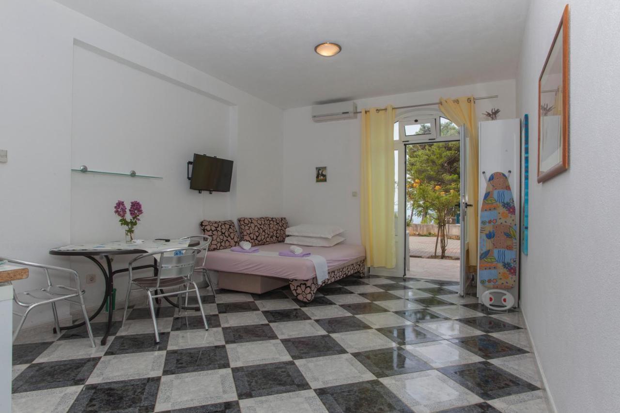 Apartments Damjanovic Makarska Bagian luar foto